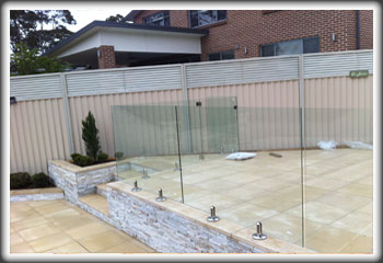 glass pool fencing